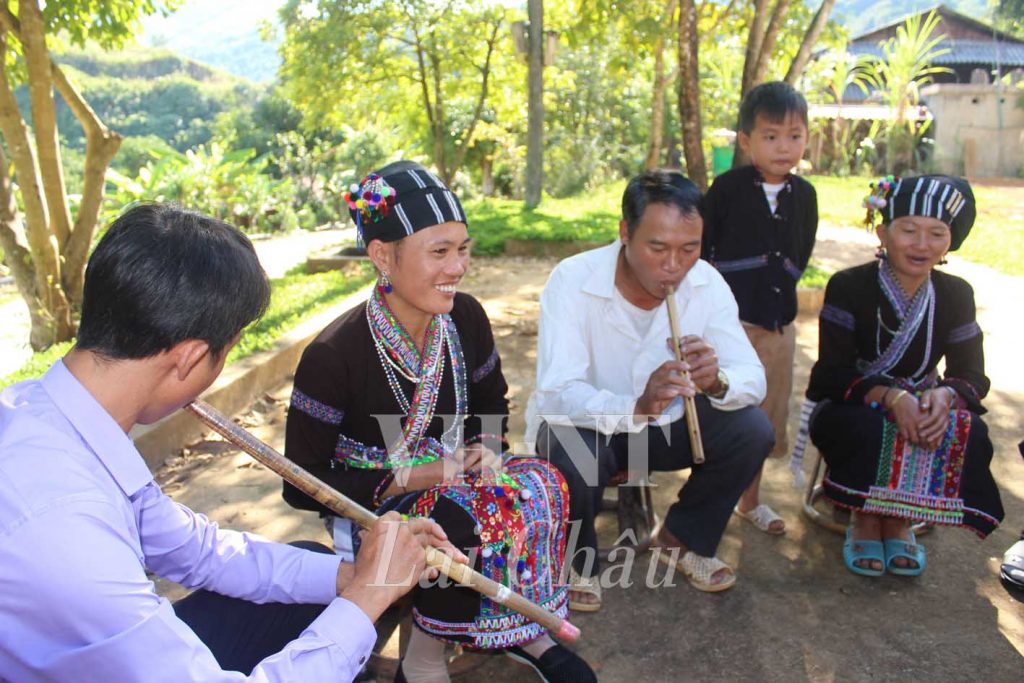 Văn học nghệ thuật Lai Châu