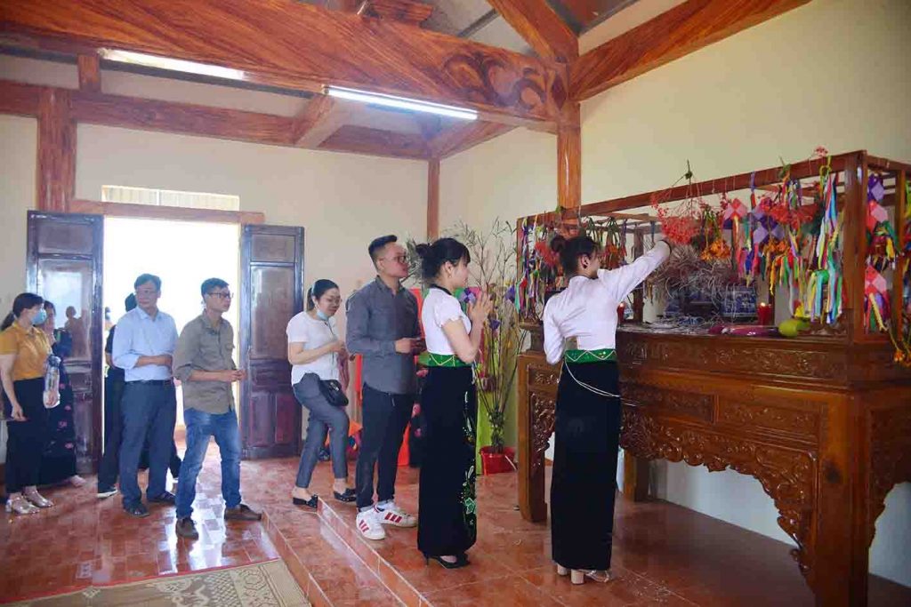 Văn học nghệ thuật Lai Châu