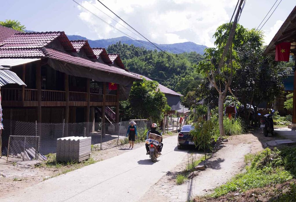 Văn học nghệ thuật Lai Châu