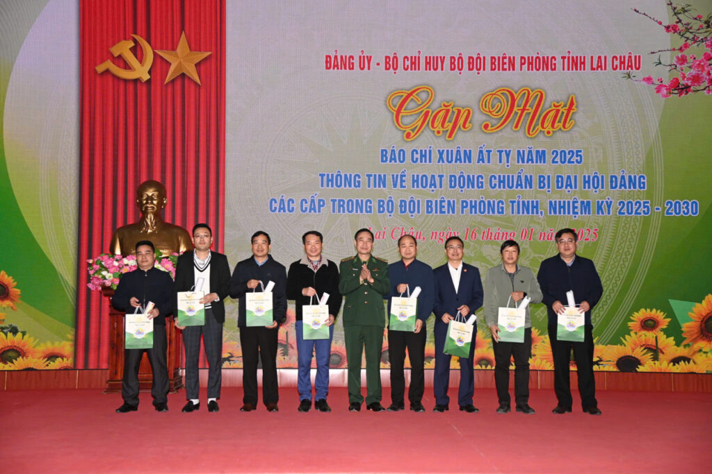 Văn học nghệ thuật Lai Châu